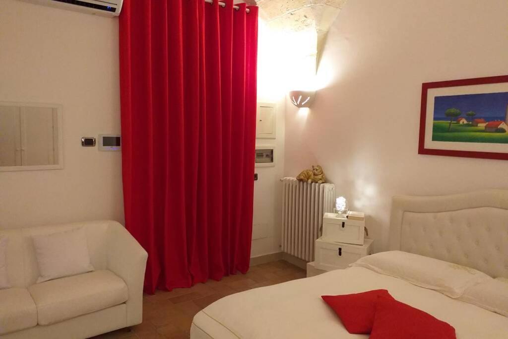Casa Dell'Arco Old Town - Sit Apartment Lecce Bagian luar foto