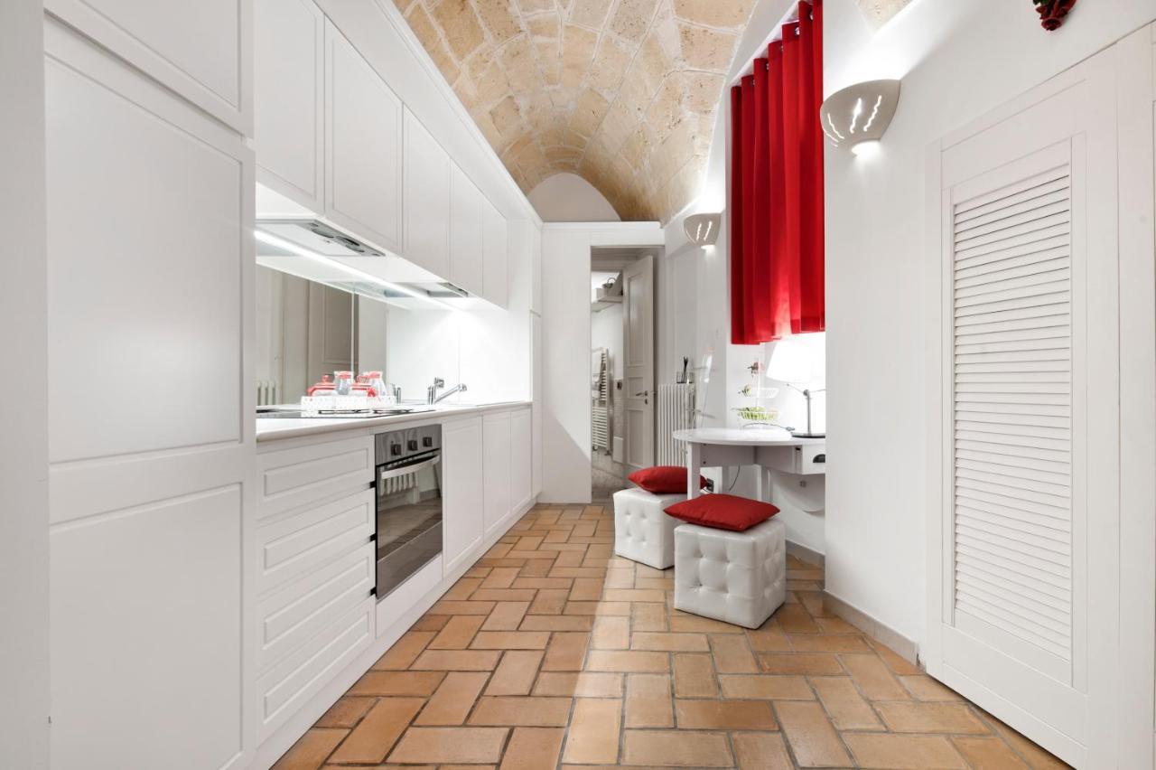 Casa Dell'Arco Old Town - Sit Apartment Lecce Bagian luar foto