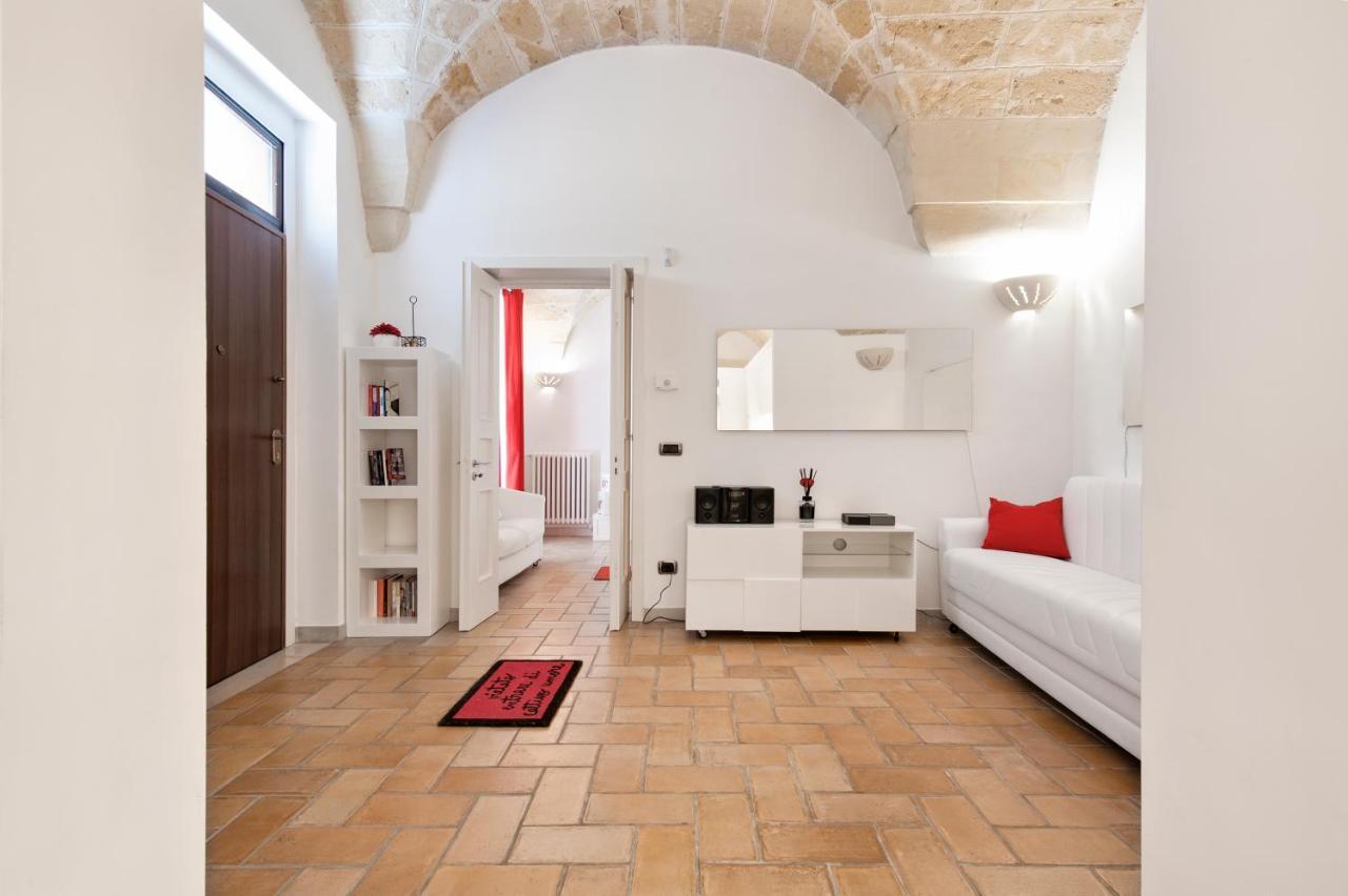 Casa Dell'Arco Old Town - Sit Apartment Lecce Bagian luar foto